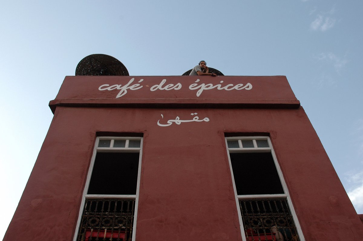 Terrasse du Café des Épices dans la médina de Marrakech