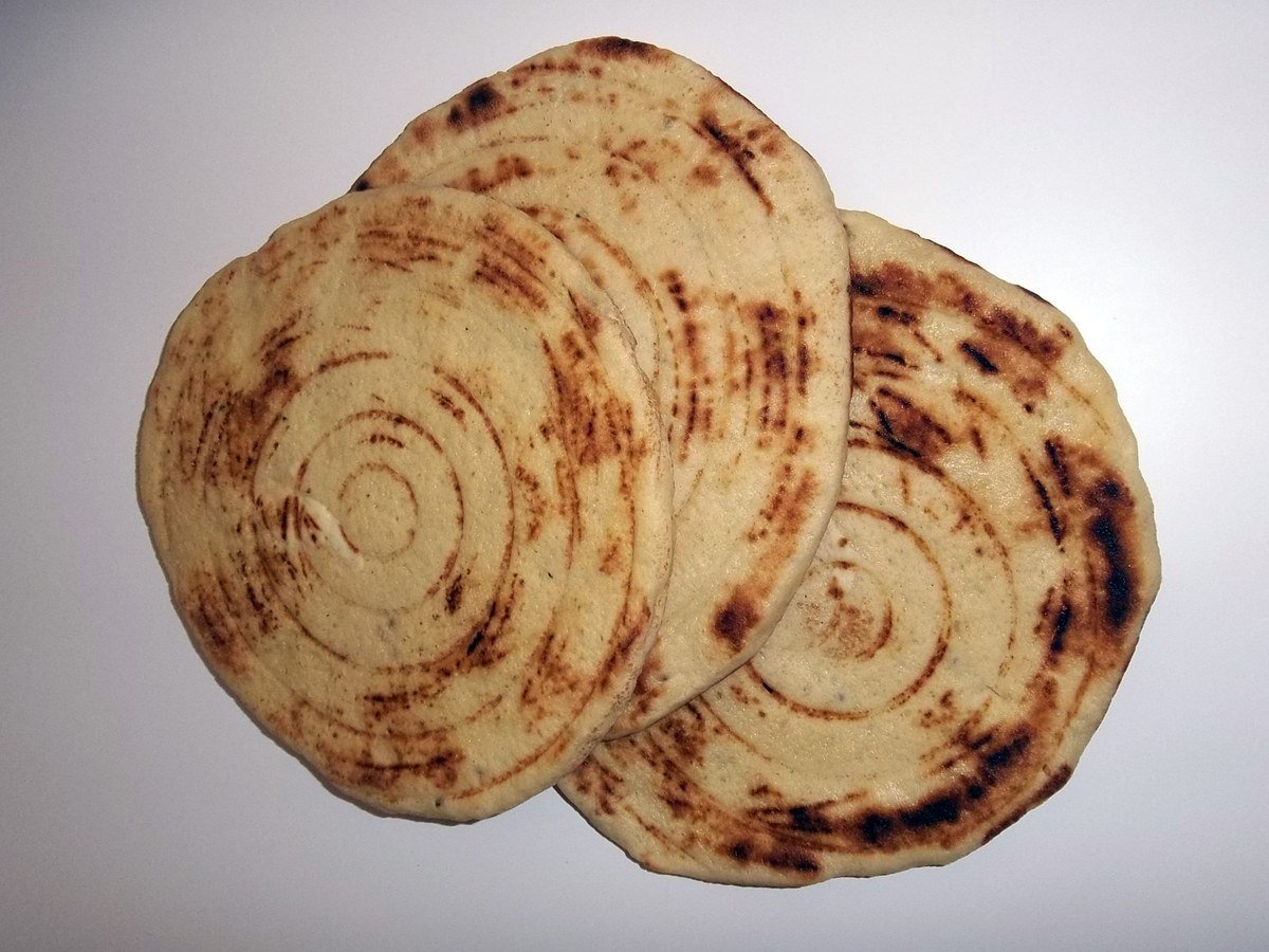 Pains ronds marocains (khobz) pour saucer le tajine