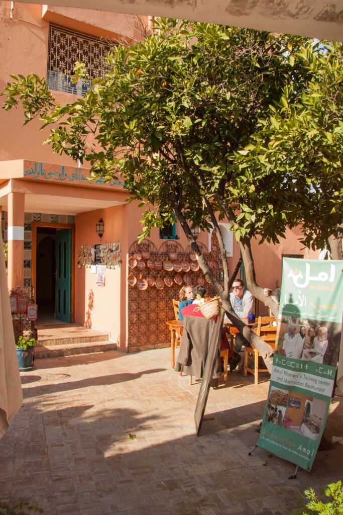 Terrasse de restaurant au Maroc